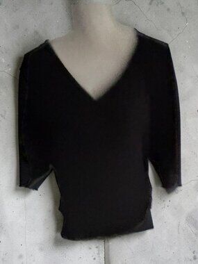 White House Black Market Black V Neck Top Size XXS